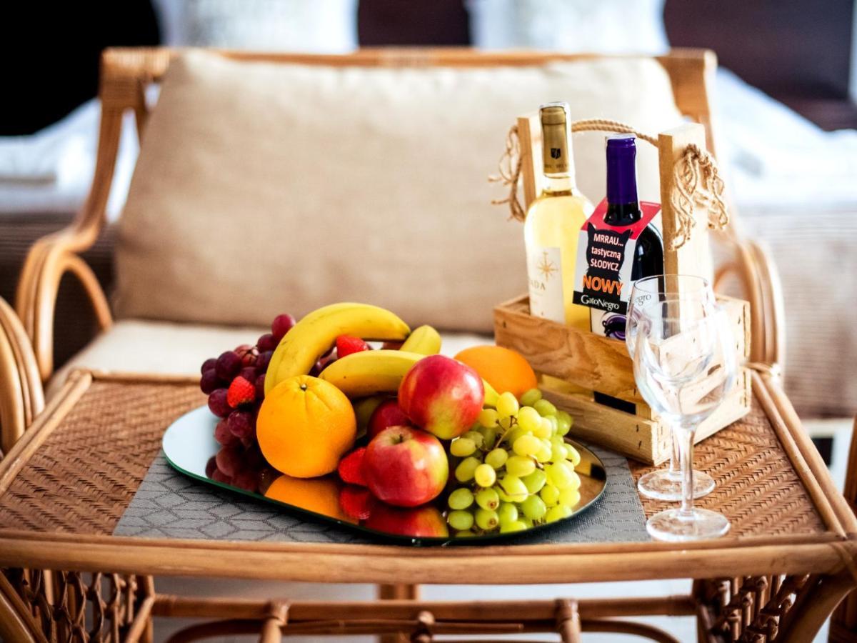 Hotel Feniks Gniezno Luaran gambar