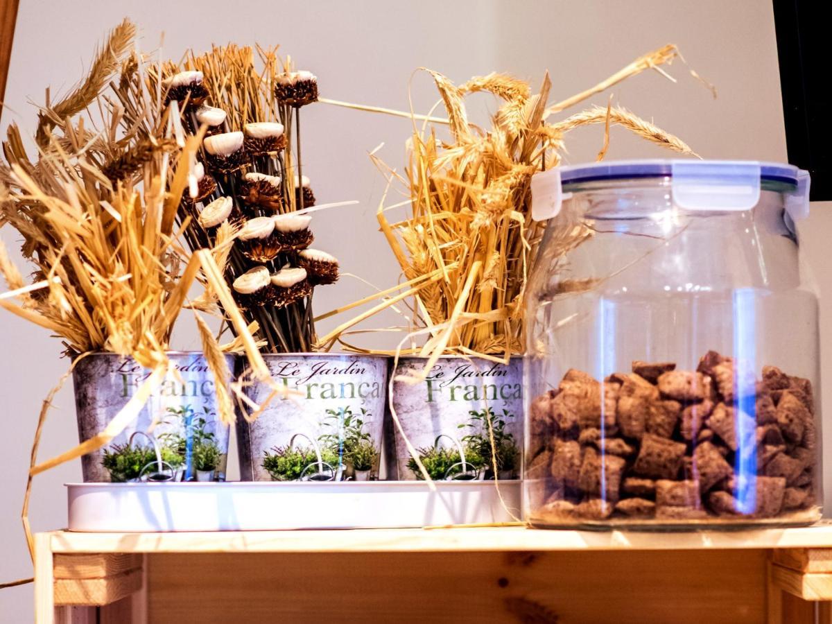 Hotel Feniks Gniezno Luaran gambar