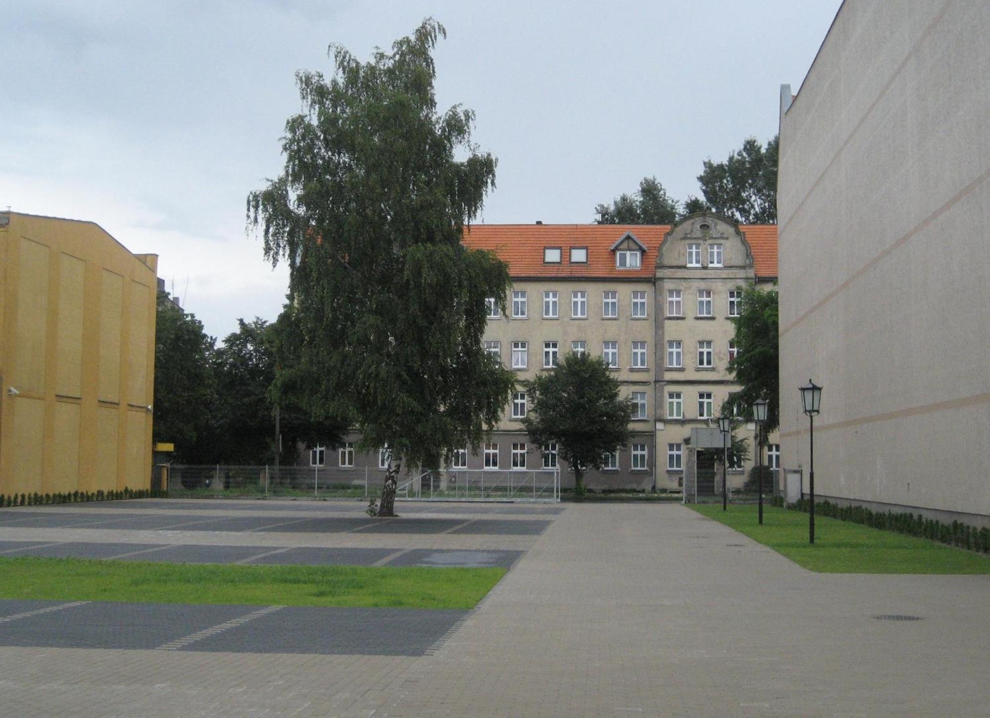 Hotel Feniks Gniezno Luaran gambar